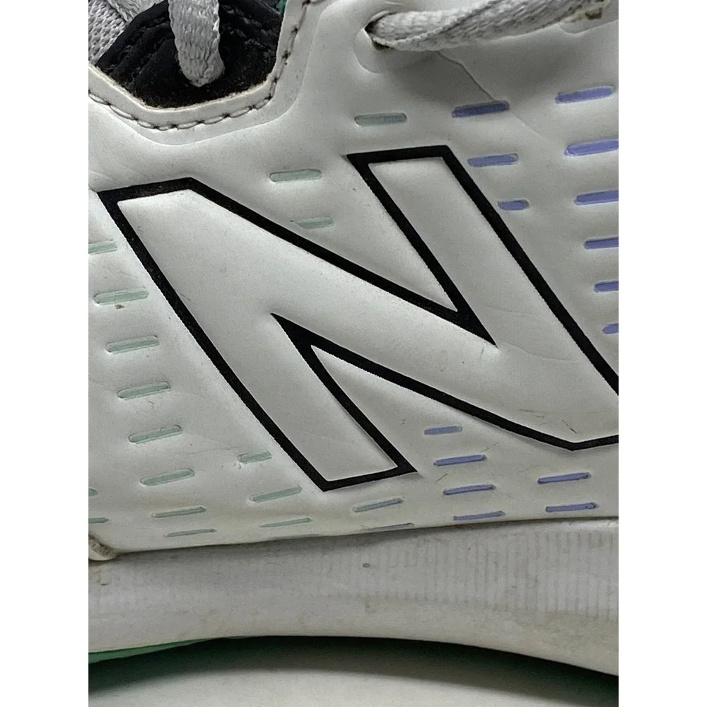 New Balance 696v4 Womens Tennis Shoes White Grey Teal WCH696D4 Size 8 Wide